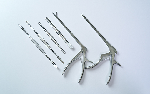 自社鋼製品 脊椎用鉗子、剥離子 類